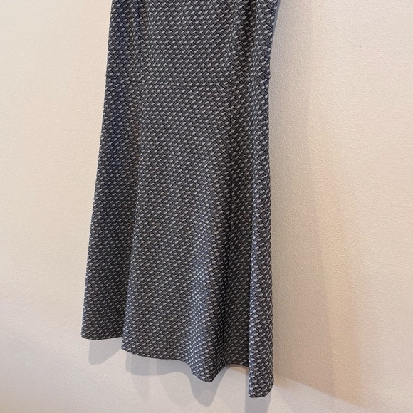 EUC Theory  Women's Sleeveless SZ S Midi Dress Gray - Picture 3 of 16